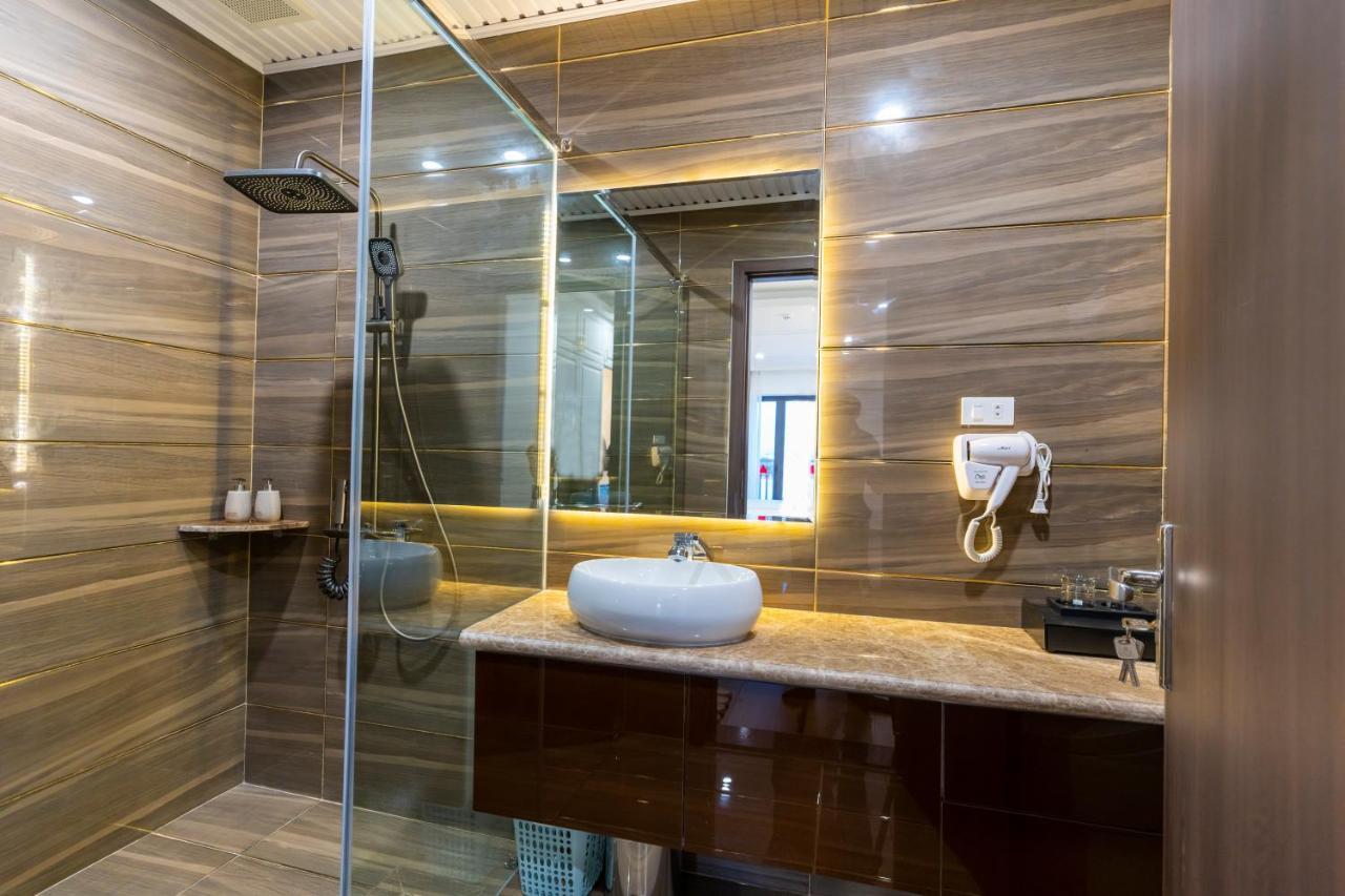 Cm Hotel & Apartment Hai Phong Buitenkant foto